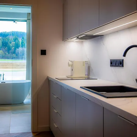 Tilia Aparthotel 3*